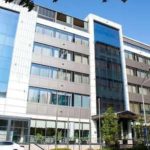 **** Otel Graaf Azerbaycan